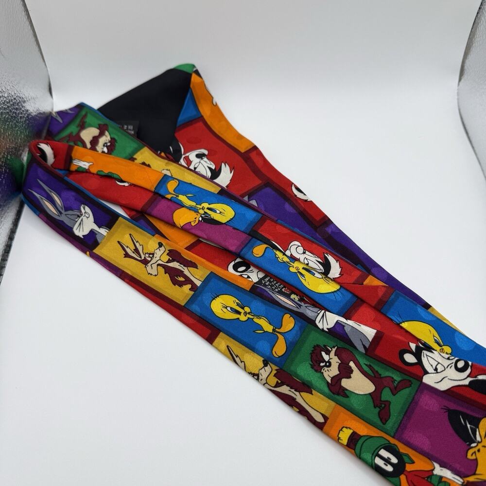 Looney Tunes Tie Silk Colorblock Bugs Bunny, Tasmanian Devil, 90s Y2k Fun Quirky - Picture 7 of 9